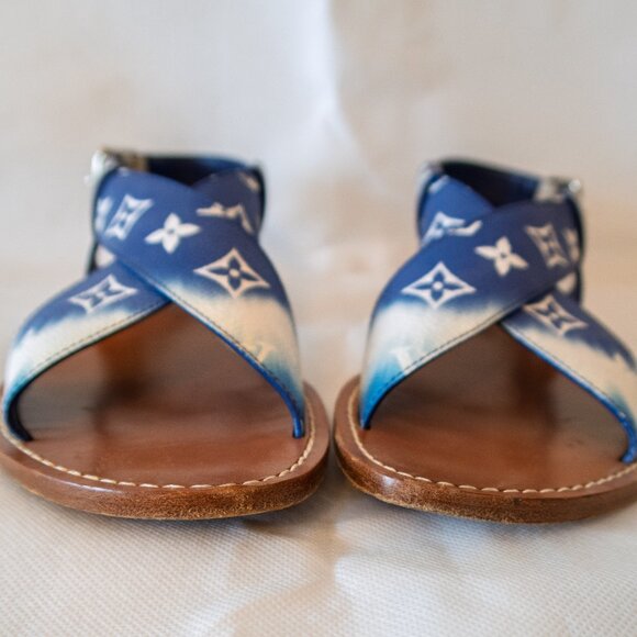 Louis Vuitton Monogram Escale Palma Flat Sandals (IT/EU 39, US 9) - Picture 5 of 12